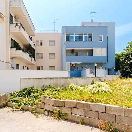 Eleonora A In Salento Οτράντο